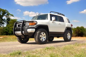Toyota 4Runner Suspension Lift Kit - Rough Country - 3 Inch Lift - '03-'09
